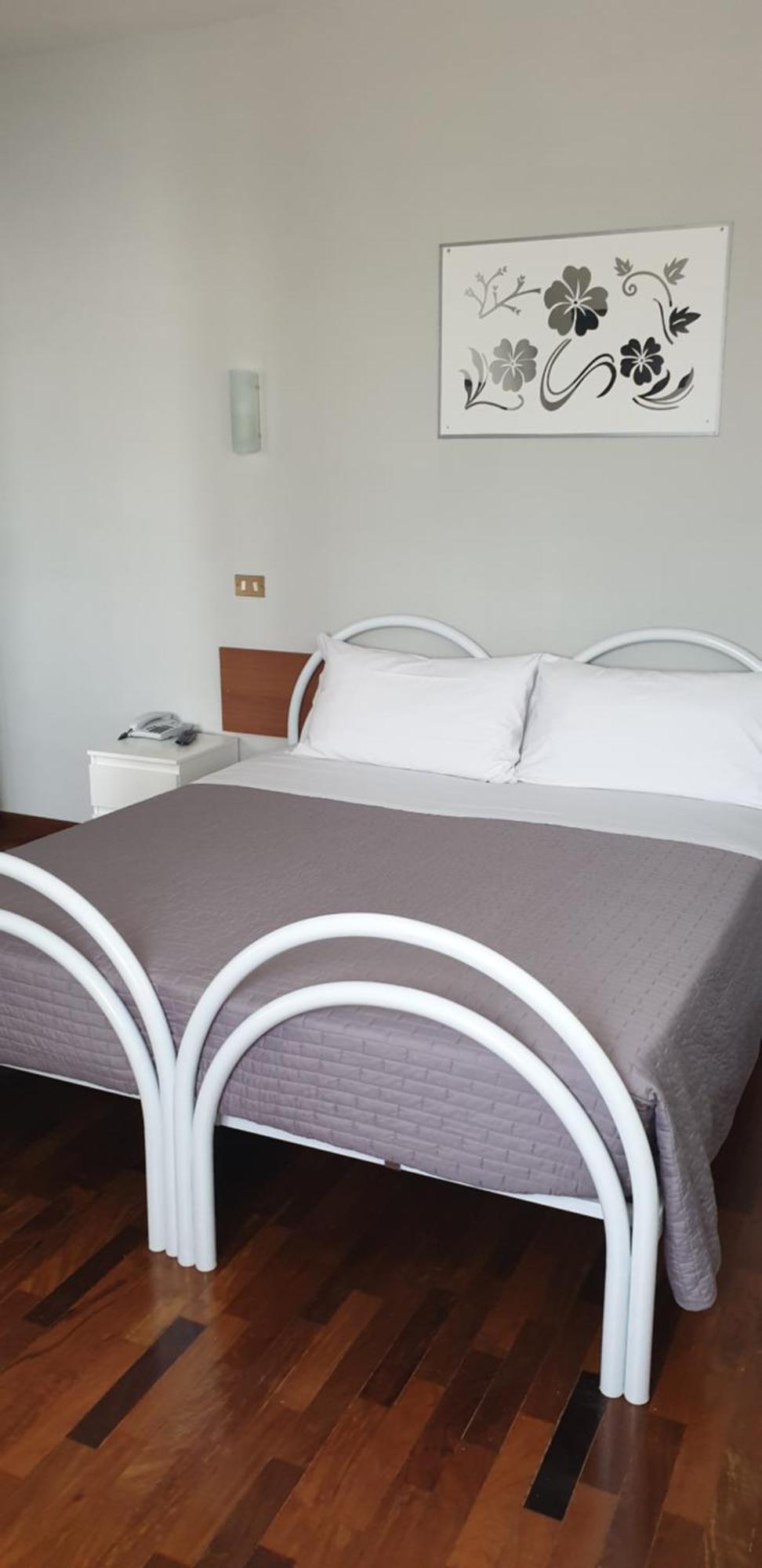 Hotel Sporting Campagnola Emilia Exterior foto