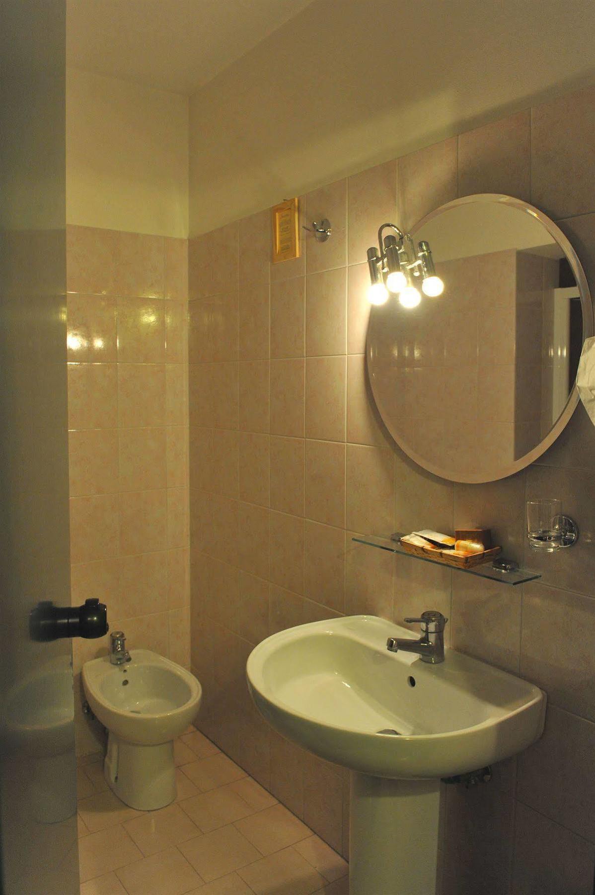 Hotel Sporting Campagnola Emilia Exterior foto