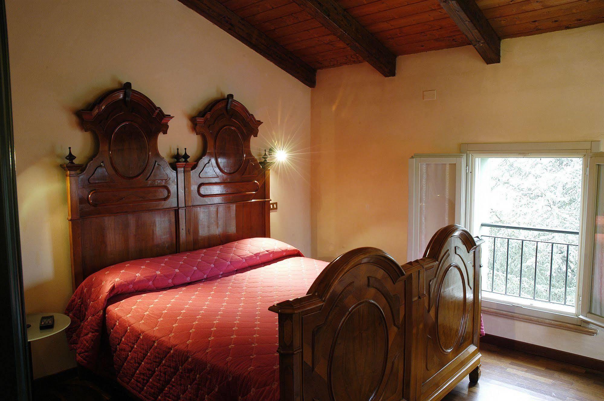 Hotel Sporting Campagnola Emilia Exterior foto